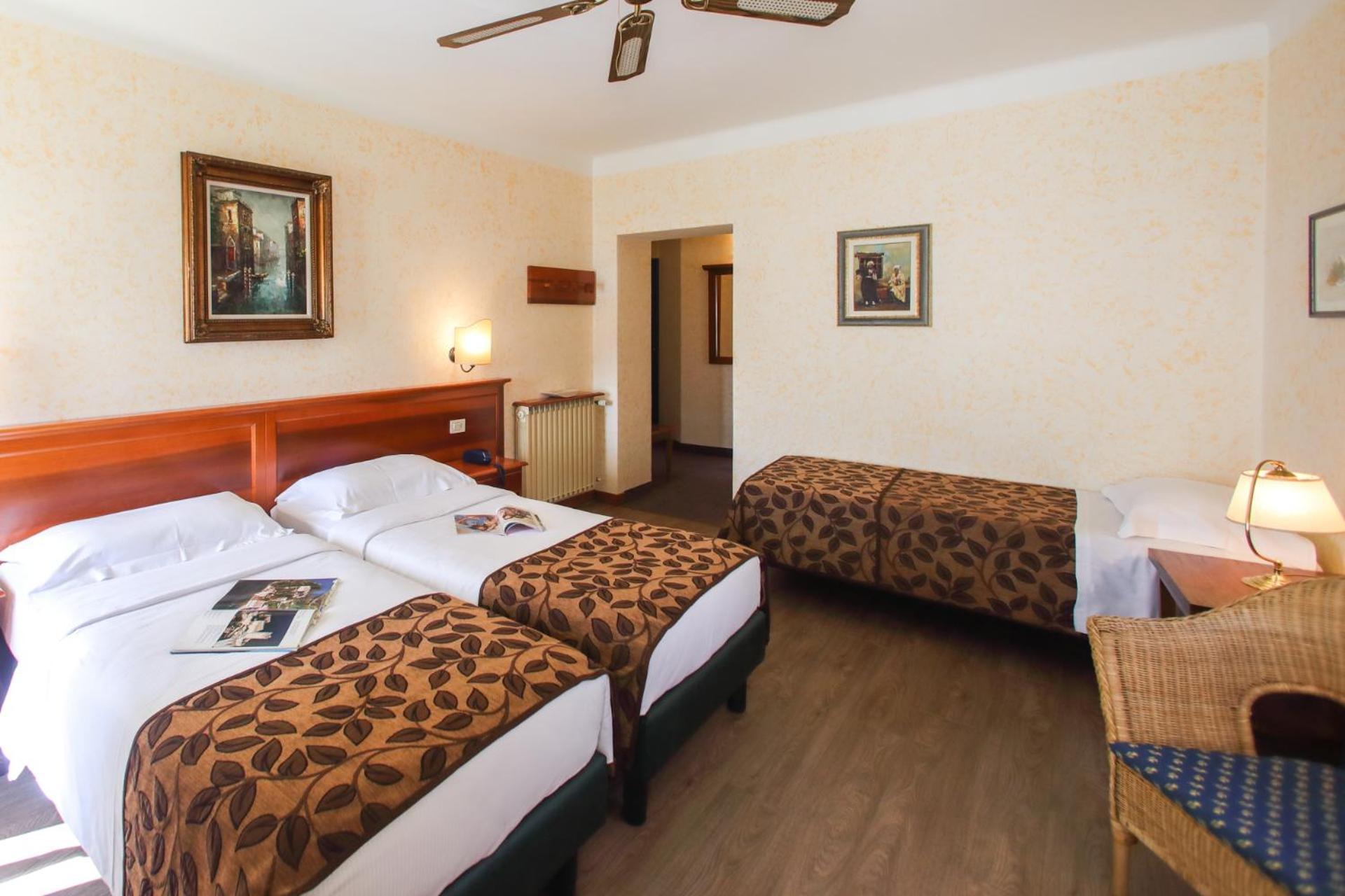 Hotel Garni Riviera Гарньяно Экстерьер фото