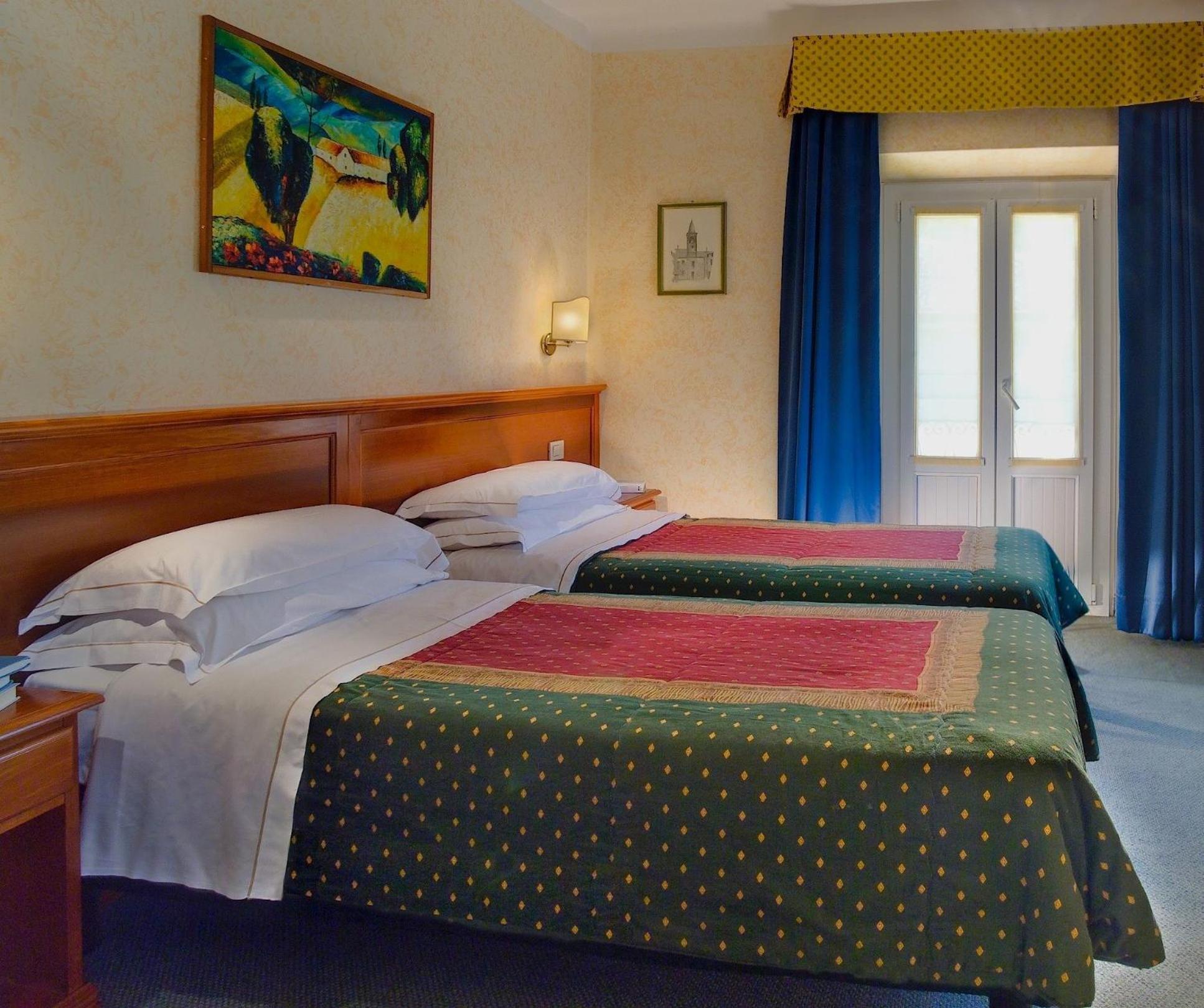 Hotel Garni Riviera Гарньяно Экстерьер фото