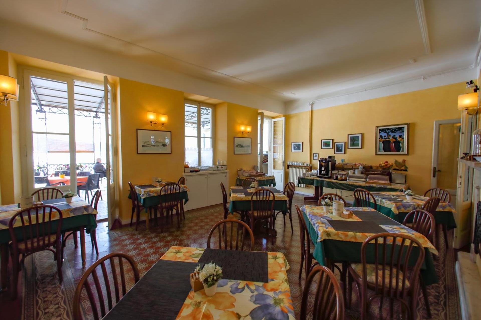Hotel Garni Riviera Гарньяно Экстерьер фото