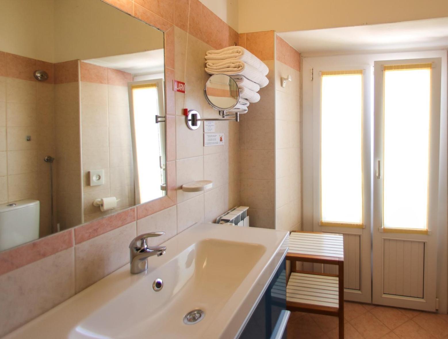 Hotel Garni Riviera Гарньяно Номер фото